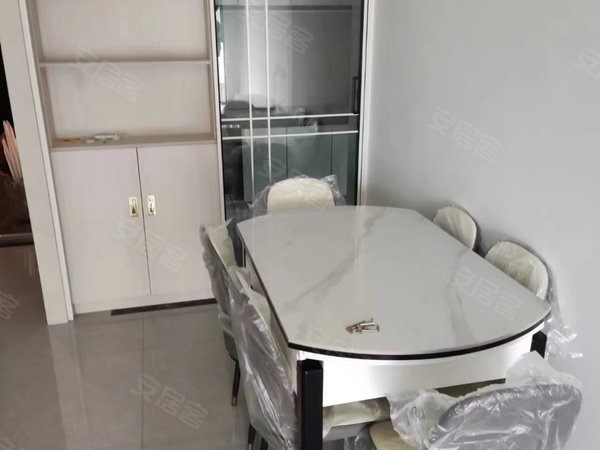 内江隆昌北关隆城锦翠锦苑隆城锦翠小区环境好 精装家具家电齐全 !