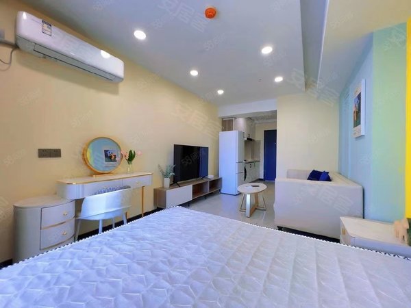 徐州新城商务城绿地领海押一付一  拎包入住绿地商务城附近一居出租