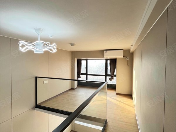 广州白云金沙洲创基广场全新loft 公寓1房 家私齐全 拎包入住出租房源