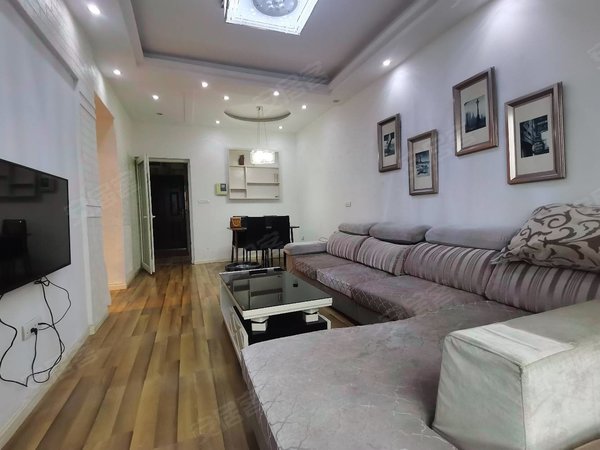 重庆长寿凤城街道香堤雅郡香缇雅郡精装两室,出租,八百月租出租房源