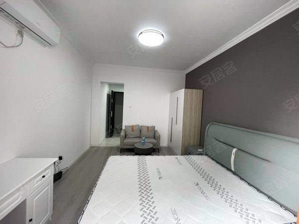 【多图】锡铁巷小区,太湖租房,海岸城万象城旁锡铁巷精装公寓套房