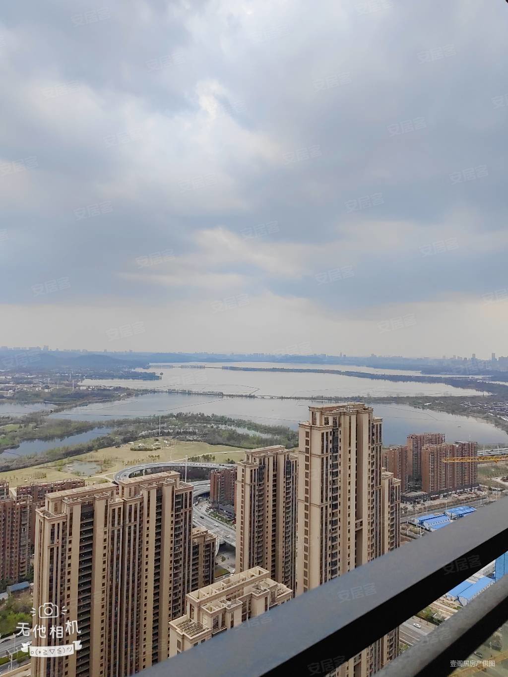 东湖金茂府武汉高铁站东湖绿道旁精装大四房