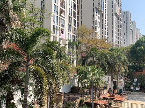 广州白云黄庄万科蓝山环境优美 绿化率高 出门就是公交站出租房源真实