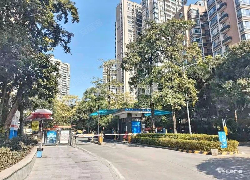 新世纪星城2房1厅1卫诚心出售175可出