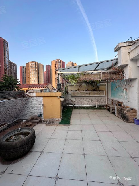 白龙花苑4室带30平米露台南北通透复式楼板房急售好