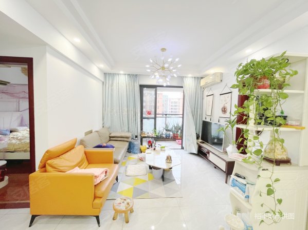 笋盘尚城雅苑80平40万3室2厅1卫