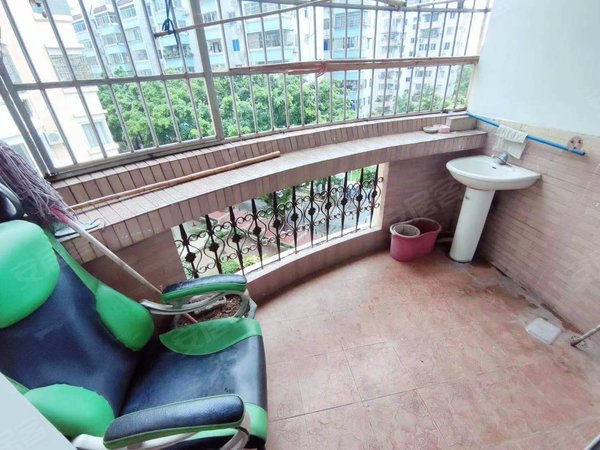 广州黄埔大沙地泰景花园泰景花园 3 房  80 方出租房源真实图片