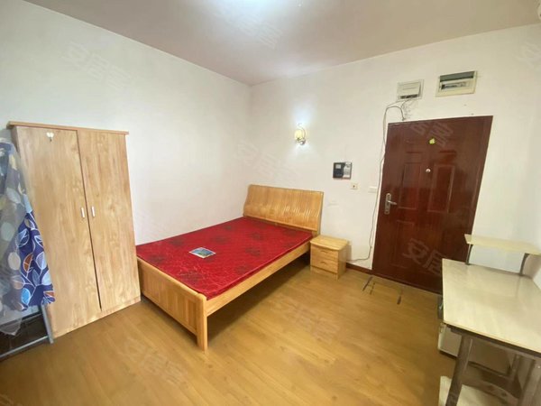 大坪轻轨站 大坪医院 单间配套 自家房子 无中介f出租房源真实图片