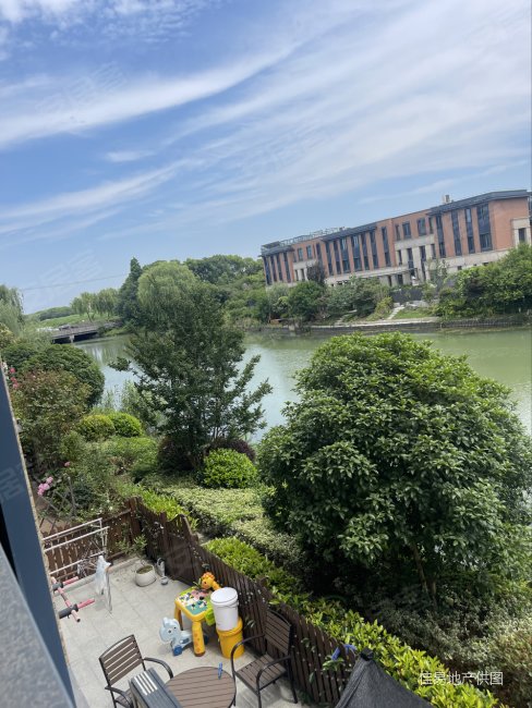 上海房产网>上海二手房>青浦二手房>朱家角二手房>海上湾鹭居(公寓