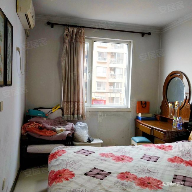 金河花园,南北通透户型,好楼层,有地下室,省税,能谈