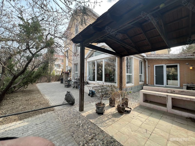 北京房产网>北京二手房>顺义二手房>中央别墅区二手房>名都园(别墅)>