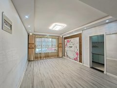 龙口南山丁冇街中韵家具可配一楼头次出租拎包住有钥匙便宜出租房源真实图片