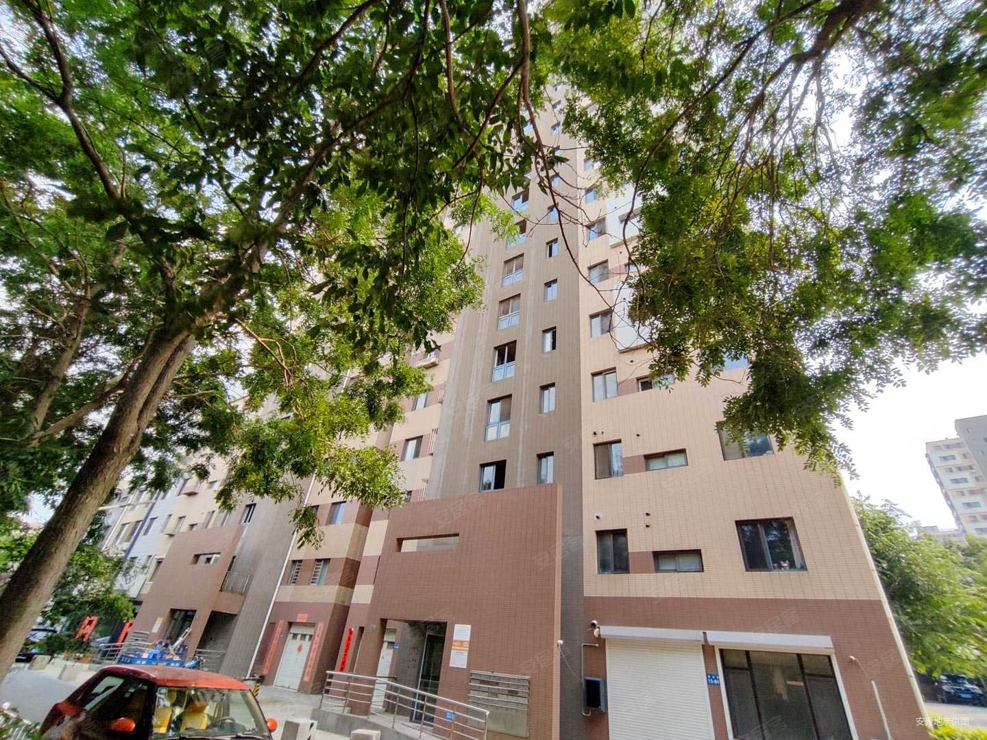 大华御庭(二期)3室2厅1卫127.95㎡南北226万