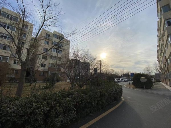 北京朝阳朝阳周边榆园小区金盏榆园小区精装两居紧邻望京soho酒仙桥