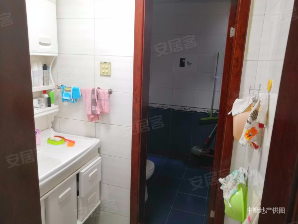 米兰阳光花园板楼南北通透满二精装修得房好大学城