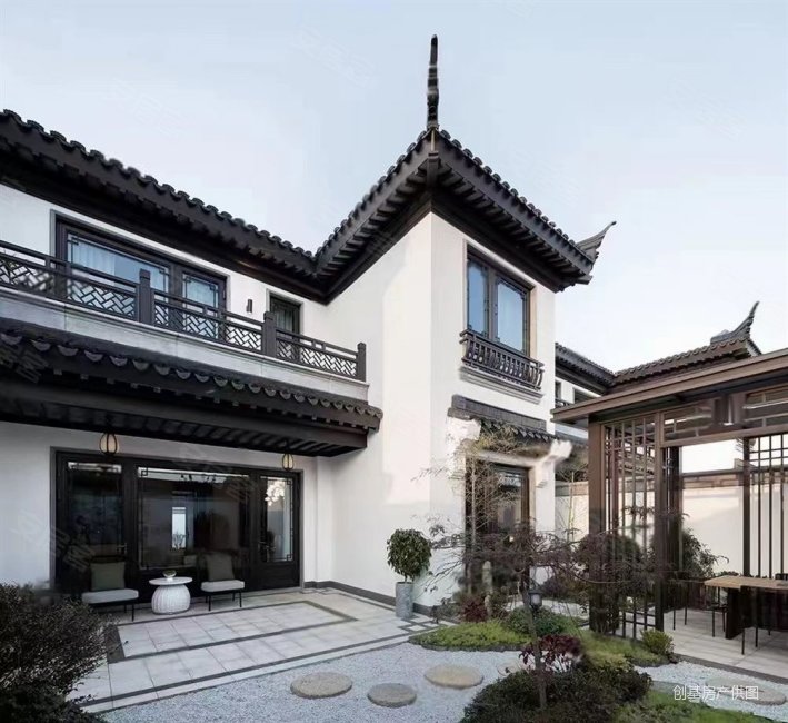 开发商内部价352万起的中式合院带花园可用公积金保真