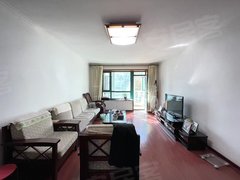 扬子江路 红十月 3室 品质楼层 第一出租 拎包入住