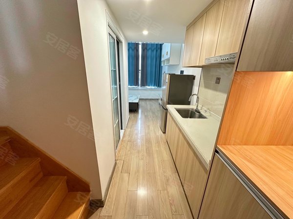 郑州经开区滨河新区浩创优尚直签 3号线 无中介费 实拍 全屋定制 随时