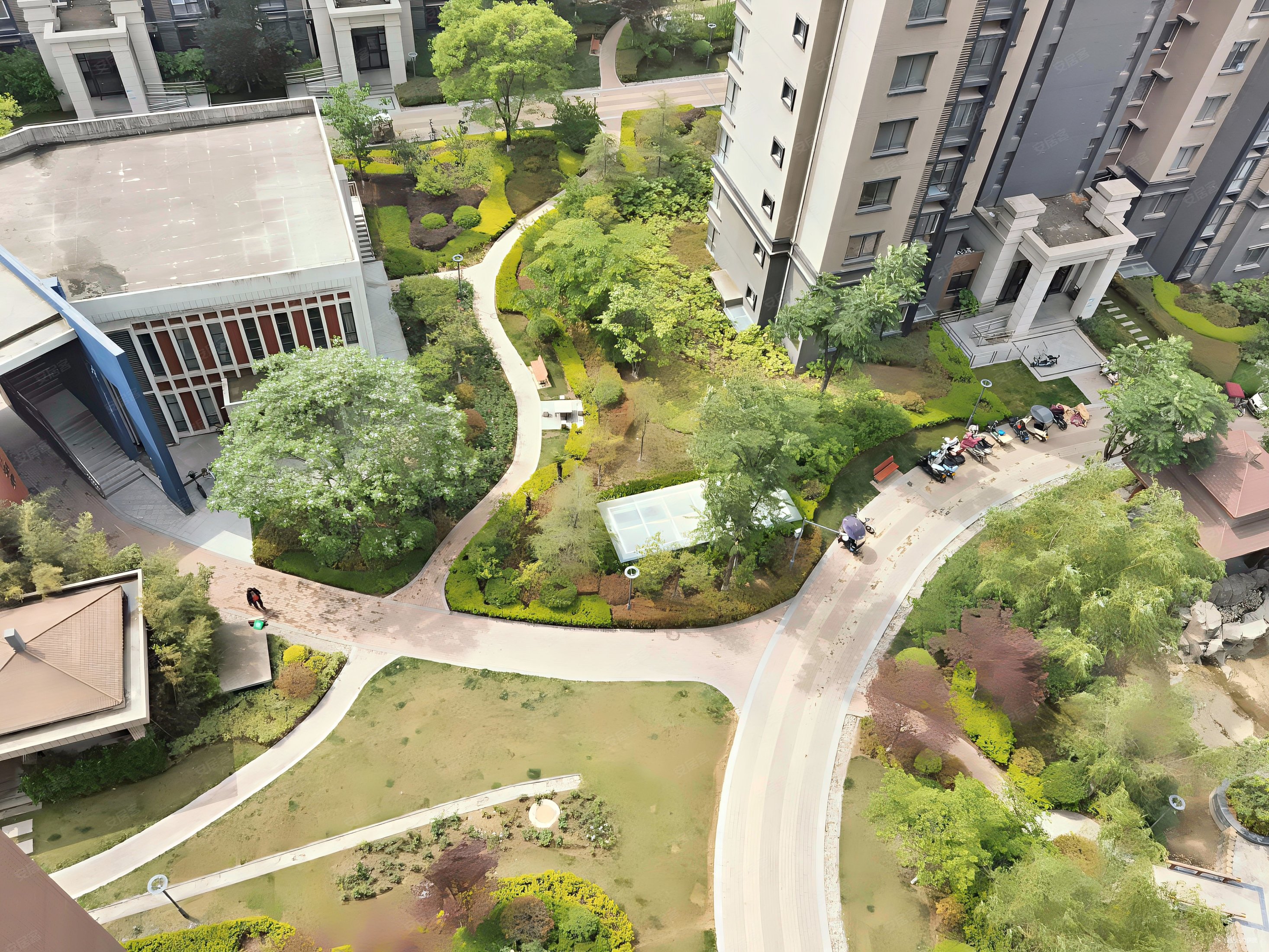 西安房产网>西安二手房>经开区二手房>未央湖二手房>长庆湖滨花园二期