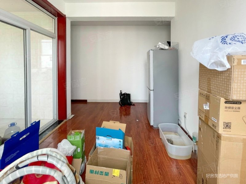 融科瀚棠(河东) 出行方便 南北通透 商品房 近地铁