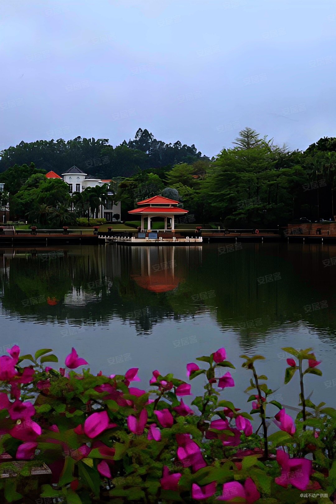 三正半山豪苑(别墅)5室3厅5卫221㎡南北1290万