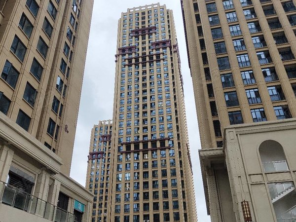 珠海香洲北岭国维中央广场(商住楼)国维中央广场,看房方便,价格可谈.