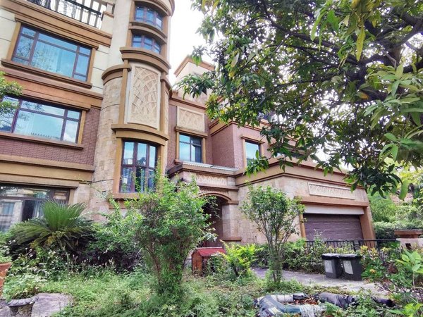 深圳龙华观澜观湖园(别墅)观湖园大独栋别墅 临湖带私家码头 全套房设