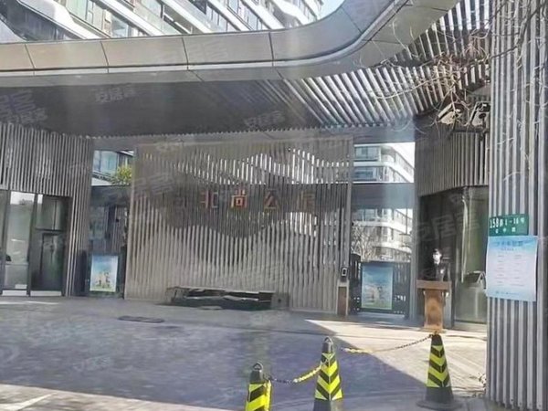上海闵行金虹桥东苑古北尚公馆东苑集团旗下古北尚公馆三房 南北通