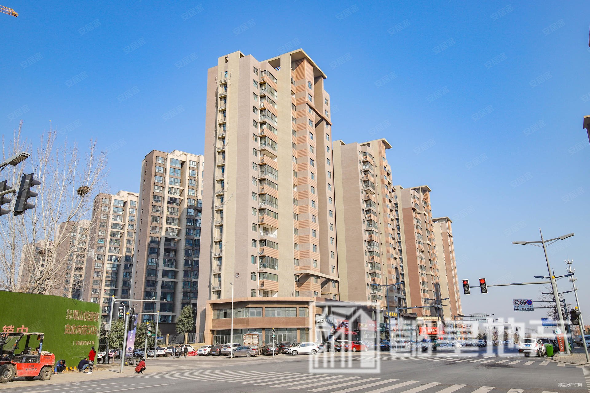 二实小旁130平南北通透精装修3室满二楼层好天明城