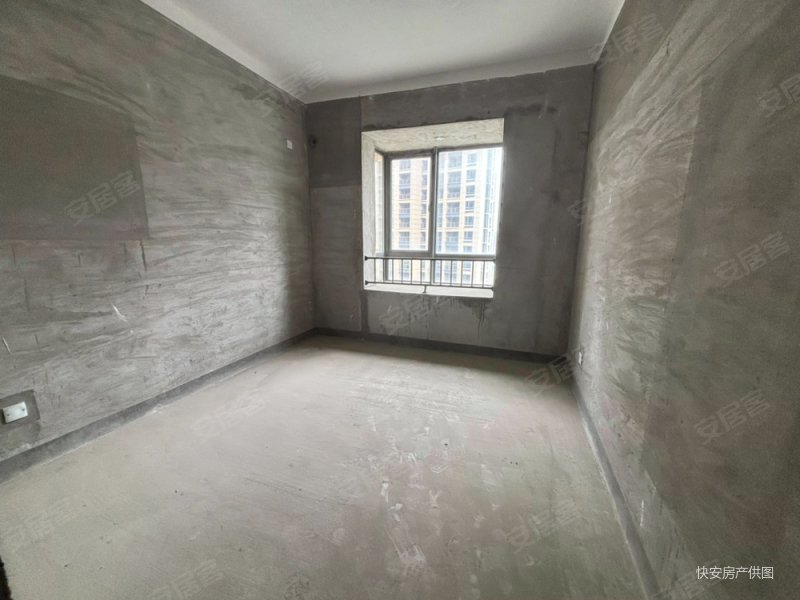 湖景大平层 采光视野杠杠滴,世茂海峡城雍景苑二手房,140万,4室2厅,2