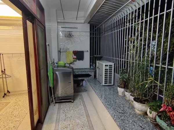 揭阳普宁南平路锦绣园池尾上寮广达附近便宜电梯房!