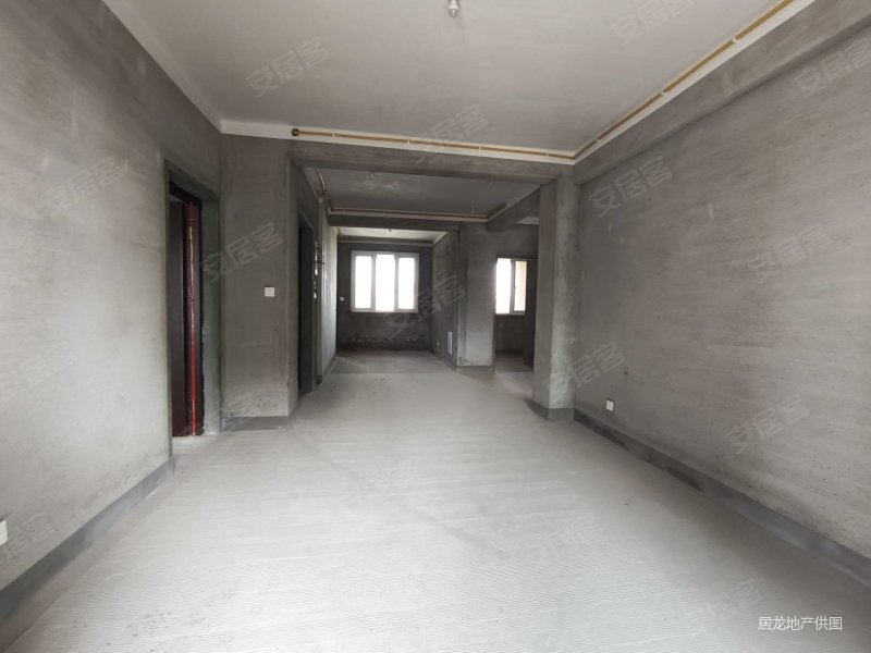 亏本急售恒宇景园二期120方三房两卫,全新毛坯,楼层好满二年,恒宇锦园