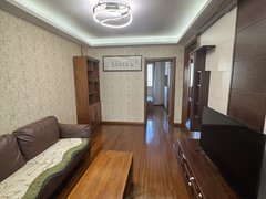 牡丹江西安工人文化宫绿洲春晨 步梯5楼 南北通透 全屋品牌精装修家电齐全拎包入住出租房源真实图片