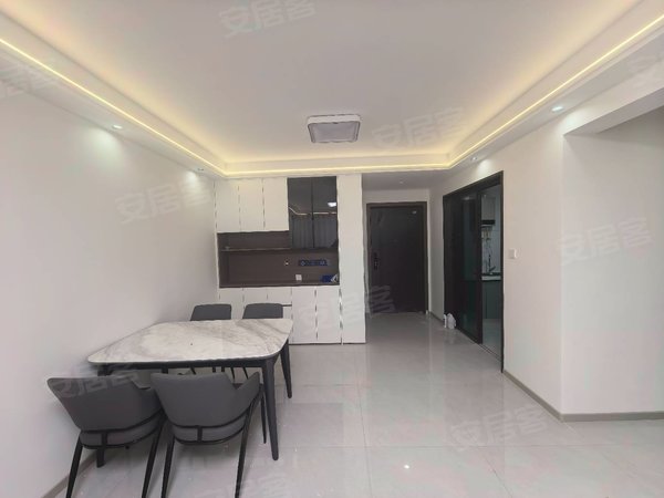 徐州新沂建邺路高铁花园首租高铁花苑电梯房精装修3室1卫，家具家电全配1400出租房源真实图片