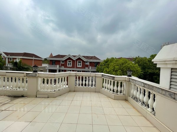 泉州丰泽云鹿路海景国际花园(别墅)海景国际精装独栋别墅 特价出租