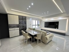 乐山市中高铁站一个月起租 西城国际精装大两房 长租可月付房租 密码锁看房出租房源真实图片