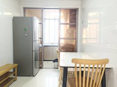 台州椒江海门枫山新村 首 次出租 自住精装修两室 近老粮坊 看房方便出租房源真实图片