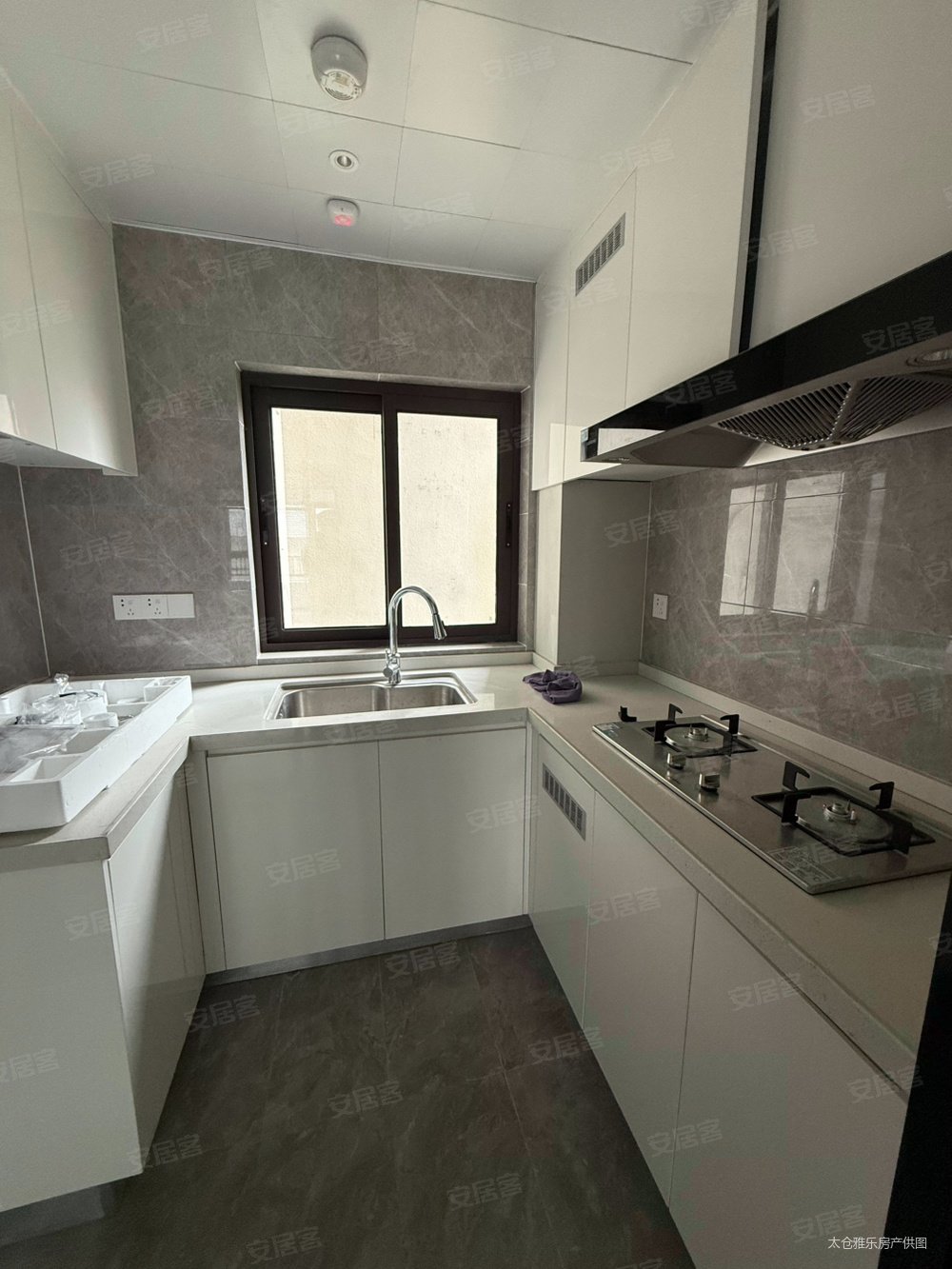 心望雅苑3室2厅2卫105㎡南北168万