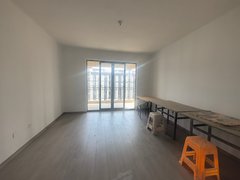 淮南寿县寿州广场三中对面 御景学府春晖苑 洋房 简单装修 对外出租出租房源真实图片