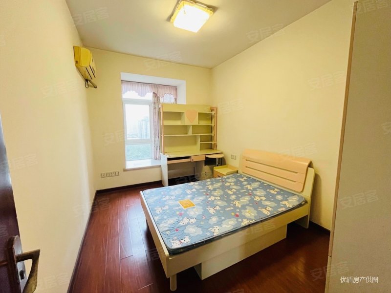 (娃儿出国留学)急需套现 配套完善 随时看房 住家舒适,巴国公馆二手房