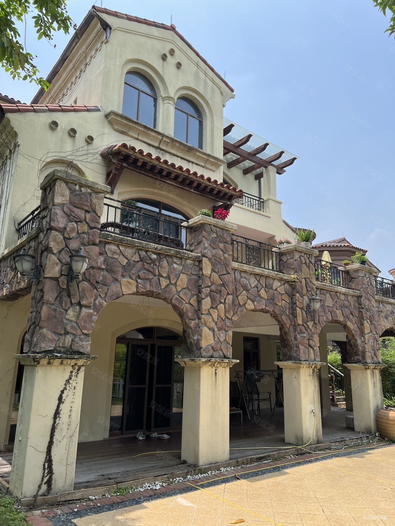 万科兰乔圣菲别墅