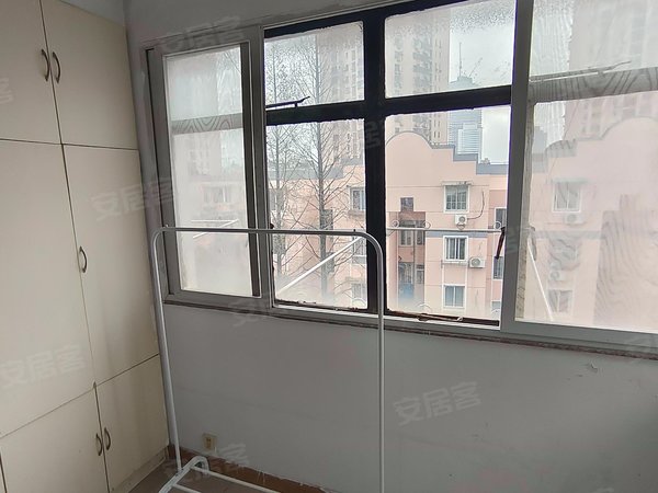 【多图】金桥湾清水苑(一期),金桥租房,复式一房产证面积123平方出租