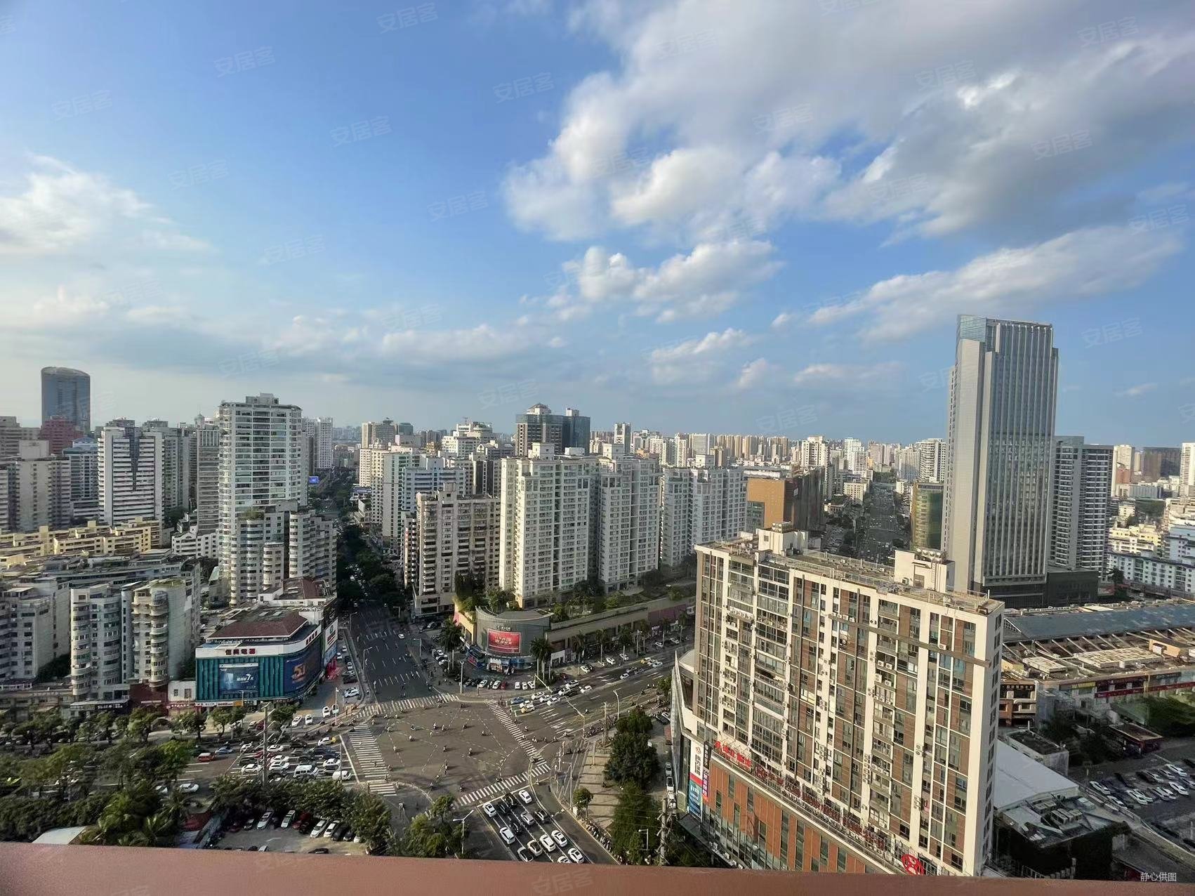 金龙城市广场二区5室2厅2卫86㎡南北217万