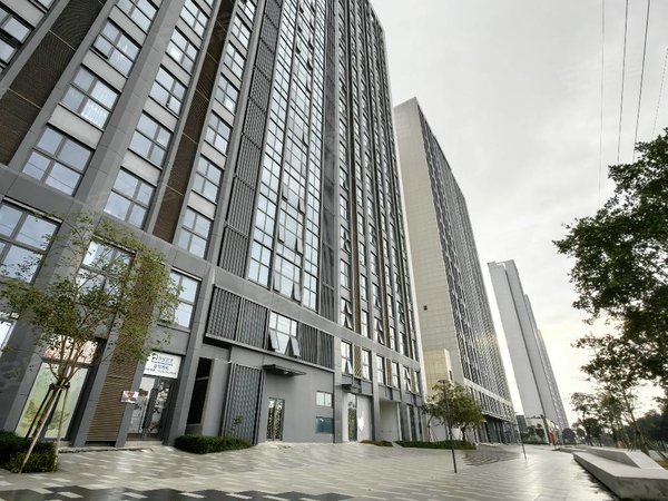 珠海金湾航空新城龙湖龙光首开湖城大境(商住楼)长租可谈!
