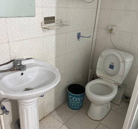 上海浦东北蔡锦华花园锦华花园 3室1厅3卫出租房源真实图片