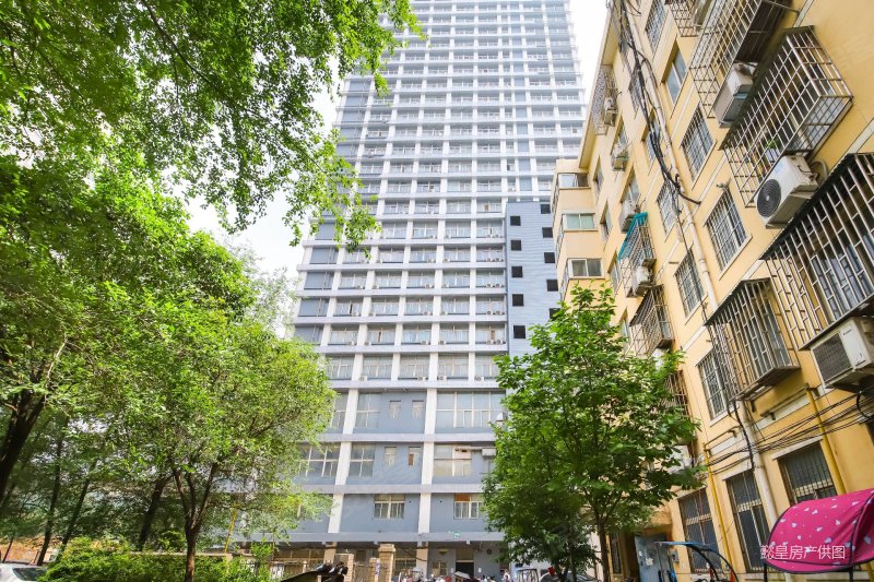 居业美丽家一期电梯房精装两室50万包所有费用急卖