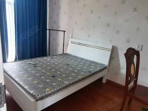 海宁长安镇农发区星星港湾花园清风苑(别墅)排屋出租家具家电齐全出租房源真实图片