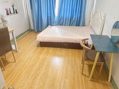 大连中山民主广场要火了地铁中海星钻旁1室1厅1300每月3天租房主给买榴莲出租房源真实图片