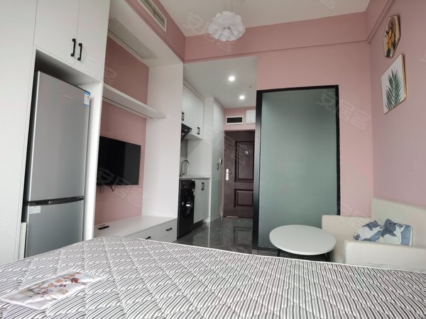 重庆九龙坡奥体中心丹泰红馆(商住楼)整租 袁家岗轻轨旁 实拍图 0虚假