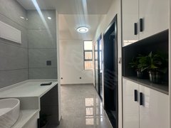 仙桃龙华山龙华山城区仙桃商城 城市广场  可半年租 可押一付一出租房源真实图片